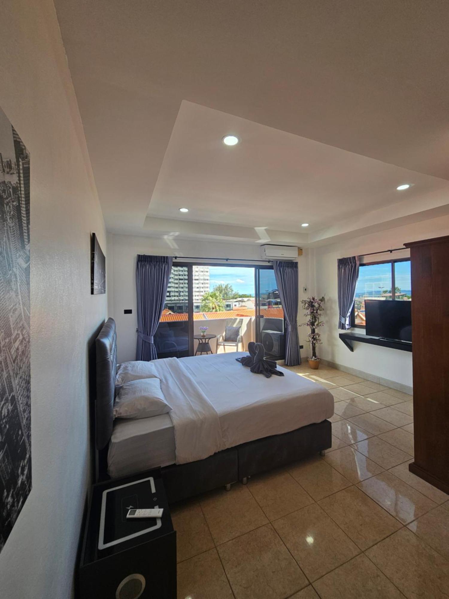 Candy Beach Seaview Jomtien Esterno foto